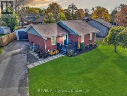 11 NEWLEAF CRESCENT  Welland (N. Welland), ON L3C 6B4