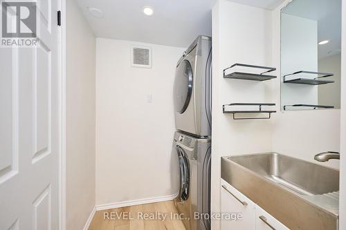 LOWER BATHROOM W/LAUNDRY - 11 Newleaf Crescent, Welland (N. Welland), ON - Indoor Photo Showing Laundry Room