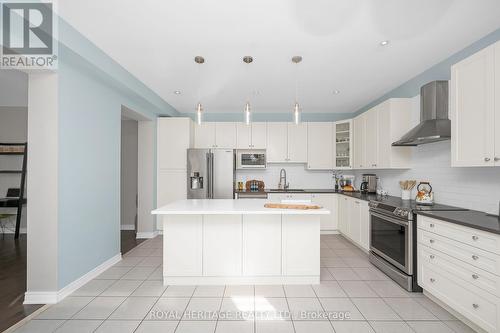 3348 Pottery Drive, Burlington (Alton), ON - Indoor Photo Showing Kitchen With Upgraded Kitchen