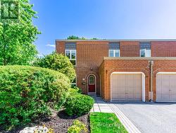 217 - 29 SCENIC MILL WAY  Toronto, ON M2L 1S4