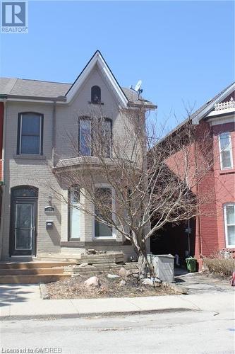 19 Oxford Street, Hamilton (Strathcona), ON - Outdoor