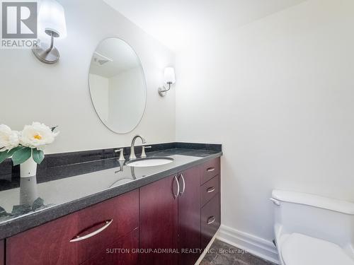 106 - 212 St. George Street, Toronto, ON - Indoor Photo Showing Bathroom