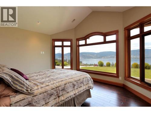 105 Timberline Road, Kelowna, BC - Indoor Photo Showing Bedroom