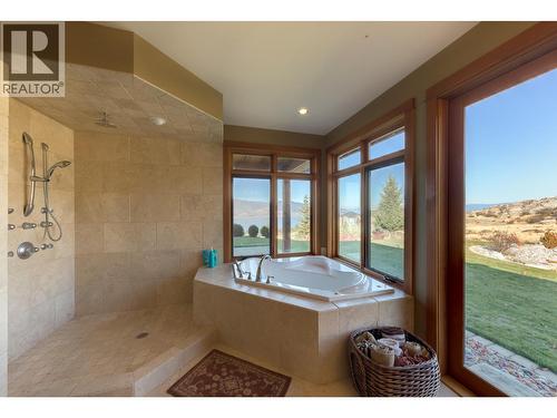 105 Timberline Road, Kelowna, BC - Indoor Photo Showing Bathroom
