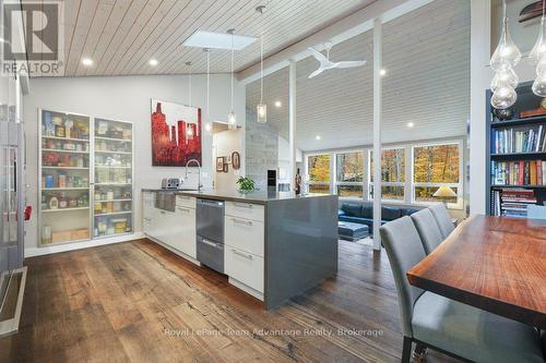 Built in Pantry Storage - 34 Beechwood Lane, Seguin, ON - Indoor