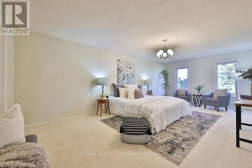 700 Fieldstone Road, Mississauga, ON - Indoor Photo Showing Bedroom