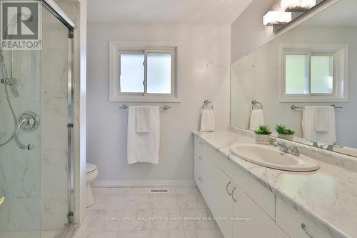 700 Fieldstone Road, Mississauga, ON - Indoor Photo Showing Bathroom
