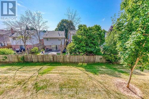 211 - 1820 Walkers Line, Burlington, ON - Outdoor