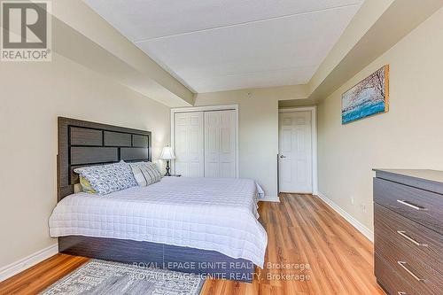 211 - 1820 Walkers Line, Burlington, ON - Indoor Photo Showing Bedroom