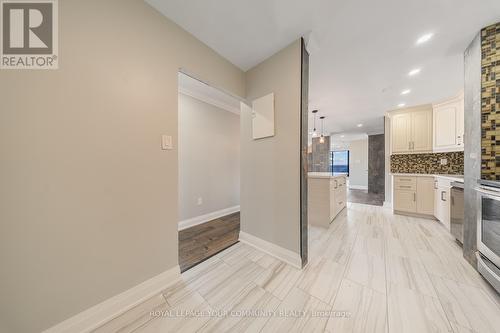 Ph3 - 222 Jackson Street, Hamilton, ON - Indoor Photo Showing Kitchen