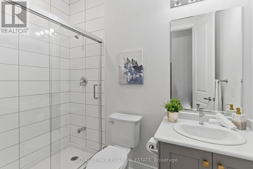 61 Cattail Crescent, Hamilton, ON - Indoor Photo Showing Bathroom
