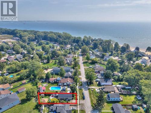 Located close to Lake Erie - 334 Leask Avenue, Fort Erie (Crescent Park), ON - Outdoor With Body Of Water With View