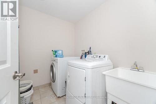 3213 Preserve Drive, Oakville, ON - Indoor Photo Showing Laundry Room