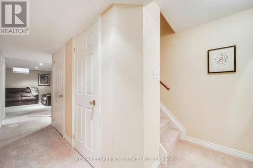 4005 Alexan Crescent, Burlington, ON - Indoor Photo Showing Other Room