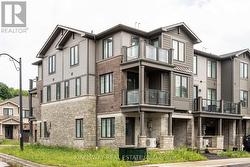 17 - 100 HOLLYWOOD COURT  Cambridge, ON N1R 8J8