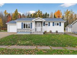 103 Labrosse  Moncton, NB E1A 4W9