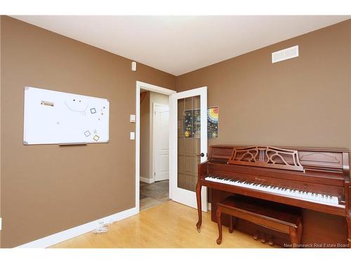 131 Wiggins Dr, Fredericton, NB 