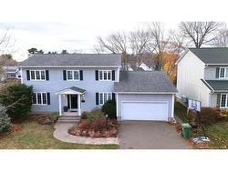 131 Wiggins DR  Fredericton, NB E3A 5N7