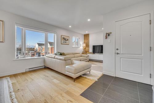 Salon - 1422  - 202 Rue Esther-Blondin, Québec (Sainte-Foy/Sillery/Cap-Rouge), QC - Indoor Photo Showing Living Room