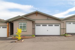 8-3774 12th Ave  Port Alberni, BC V9Y 5A5