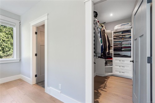 1227 Burbank Rd, Qualicum Beach, BC 