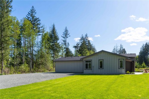 1227 Burbank Rd, Qualicum Beach, BC 