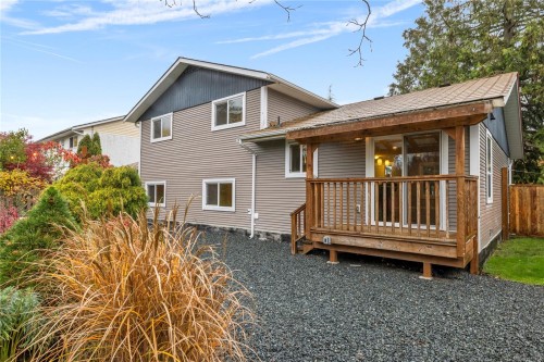 642 Forsyth Ave, Parksville, BC 