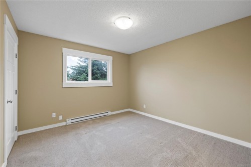 642 Forsyth Ave, Parksville, BC 