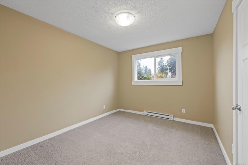 642 Forsyth Ave, Parksville, BC 