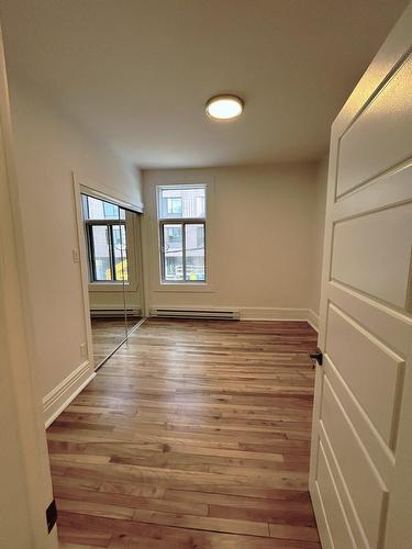 Chambre à coucher - 4081 Boul. Lasalle, Montréal (Verdun/Île-Des-Soeurs), QC - Indoor Photo Showing Other Room