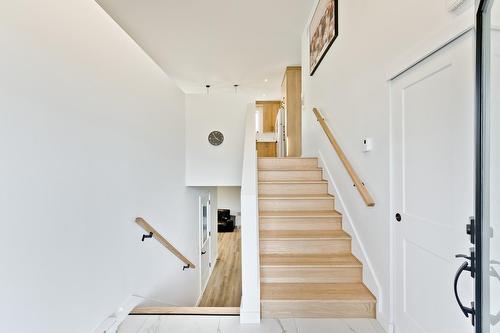 Hall d'entrée/Vestibule - 780 Rue Mcauley, Coaticook, QC - Indoor Photo Showing Other Room