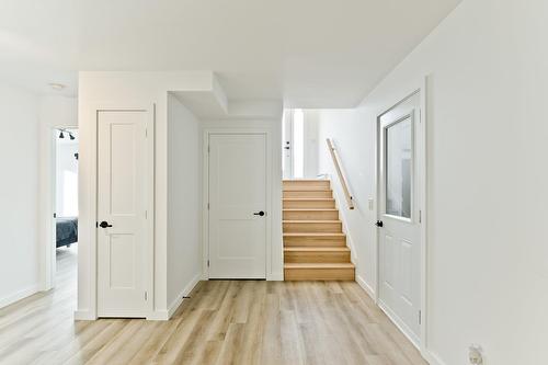 Vue d'ensemble - 780 Rue Mcauley, Coaticook, QC - Indoor Photo Showing Other Room