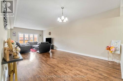 92 Bethune Avenue, Hamilton, ON - Indoor Photo Showing Other Room