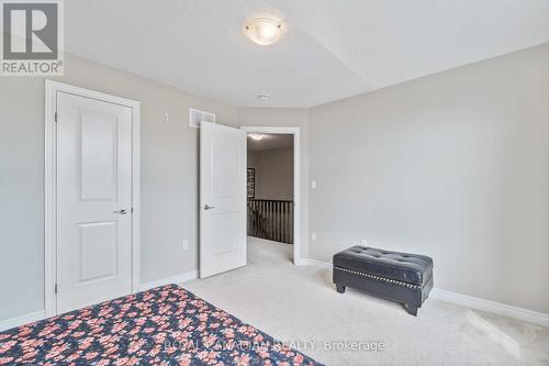 92 Bethune Avenue, Hamilton, ON - Indoor Photo Showing Bedroom