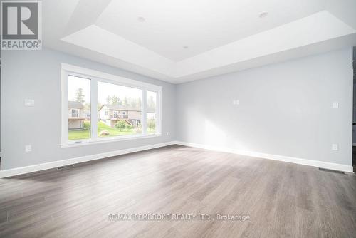 22 Durant Street, Petawawa, ON - Indoor Photo Showing Other Room