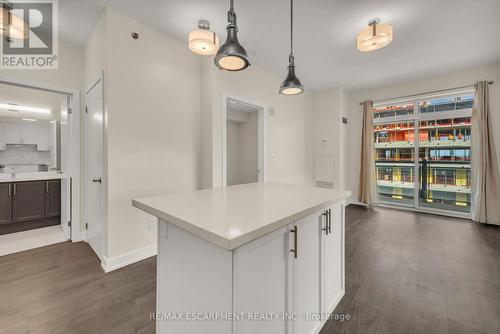 520 - 2486 Old Bronte Road, Oakville, ON - Indoor