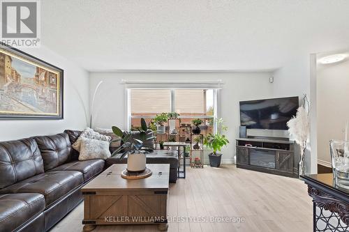 3 - 757 Wharncliffe Road S, London South (South O), ON - Indoor Photo Showing Living Room