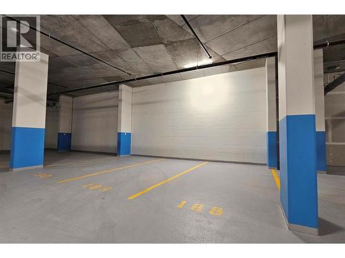 3340 Lakeshore Road Unit# 802, Kelowna, BC - Indoor Photo Showing Gym Room