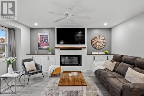 21 Birch Crescent, Kawartha Lakes (Bobcaygeon), ON - Indoor Photo Showing Living Room With Fireplace