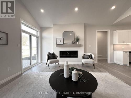 57 Willow Drive, Aylmer, ON - Indoor Photo Showing Living Room With Fireplace