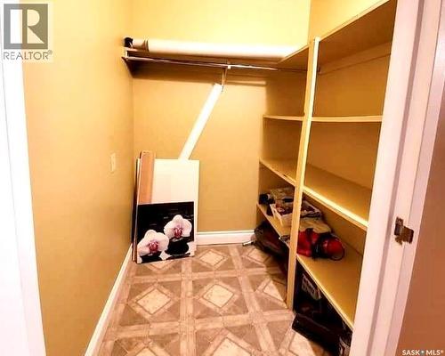 12 47 Centennial Street, Regina, SK - Indoor With Storage