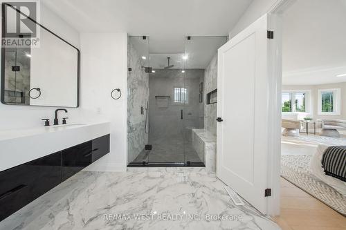 4 Snowcrest Crescent, Markham, ON - Indoor Photo Showing Bathroom