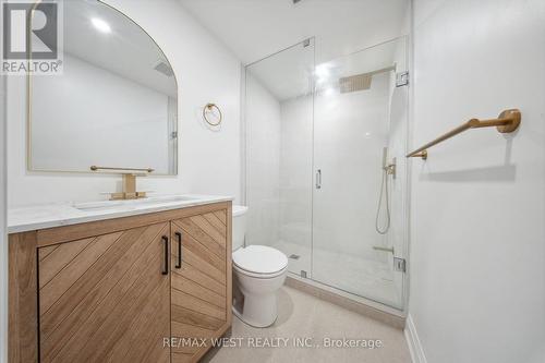 4 Snowcrest Crescent, Markham, ON - Indoor Photo Showing Bathroom