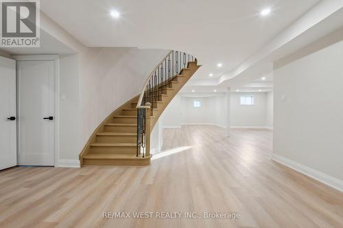 4 Snowcrest Crescent, Markham, ON - Indoor Photo Showing Other Room