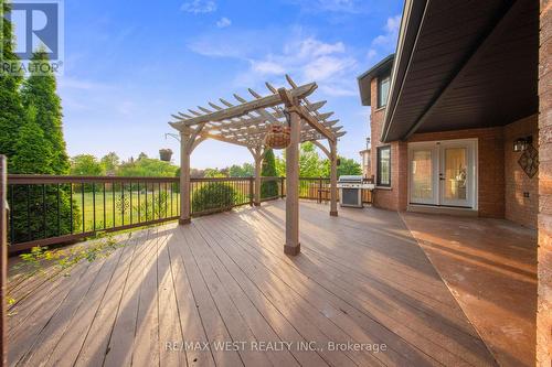 4 Snowcrest Crescent, Markham, ON - Outdoor With Deck Patio Veranda