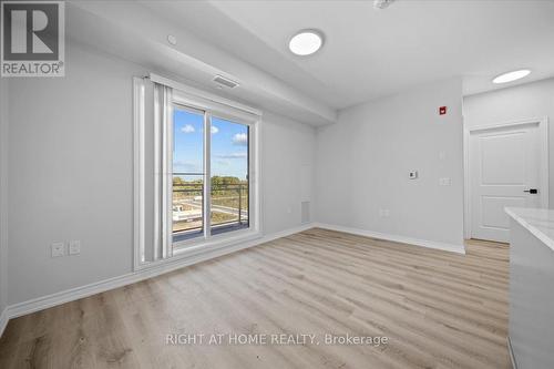 611 - 1350 Hemlock Road, Ottawa, ON - Indoor Photo Showing Other Room