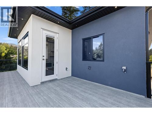 4630 Raymer Road, Kelowna, BC - Outdoor With Exterior