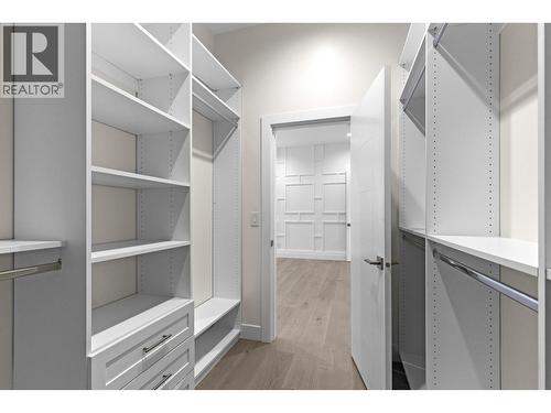 4630 Raymer Road, Kelowna, BC - Indoor With Storage