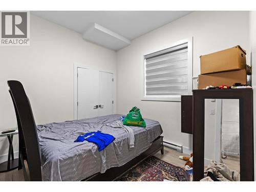 4630 Raymer Road, Kelowna, BC - Indoor Photo Showing Bedroom