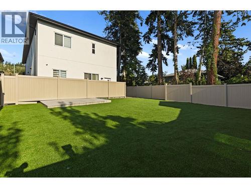 4630 Raymer Road, Kelowna, BC - Outdoor With Backyard